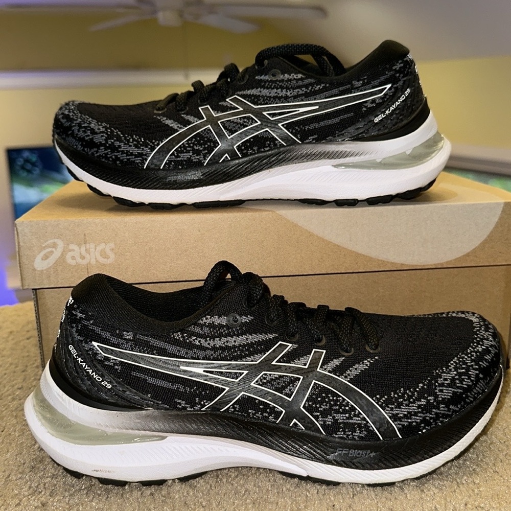 Women’s ASICS gel kayano sneakers
